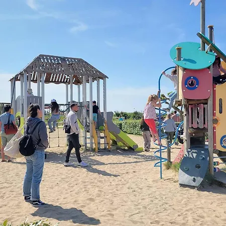 Avec Terrasse En Centre Balneaire - 4 Pers. - Fr-1-788-102